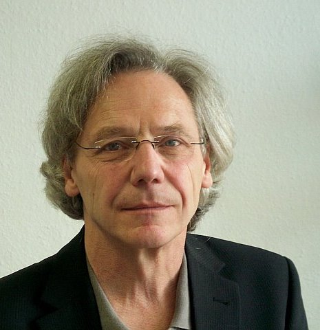 Dieter Kraft : Theaterwissenschaftler, Dramaturg, Künstler